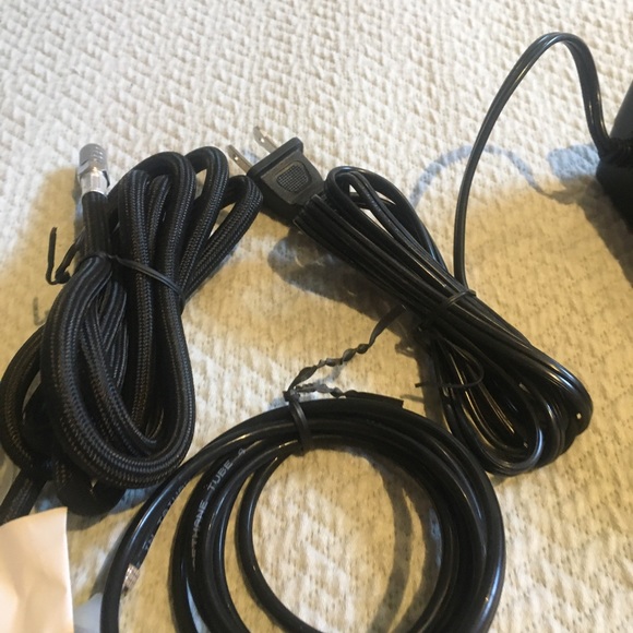 Airbrush Set with Compressor - Picture 2 of 11